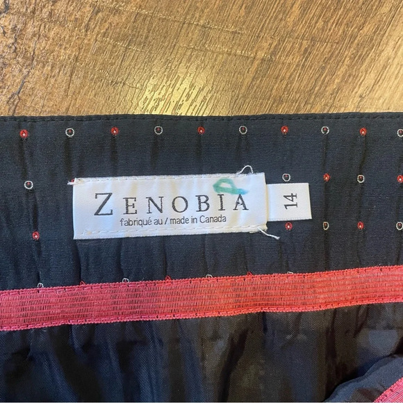Zenobia Vintage Y2K Black Mini Skirt With Red And White PolkaDots F - Picture 3 of 3